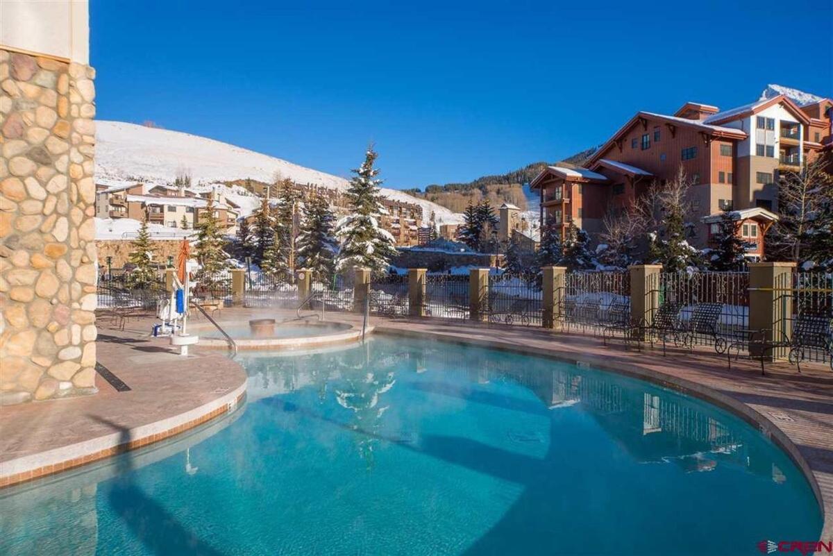 Studio 565 Perfect Location With Pool And Hot Tub Крестед-Бьютт Экстерьер фото